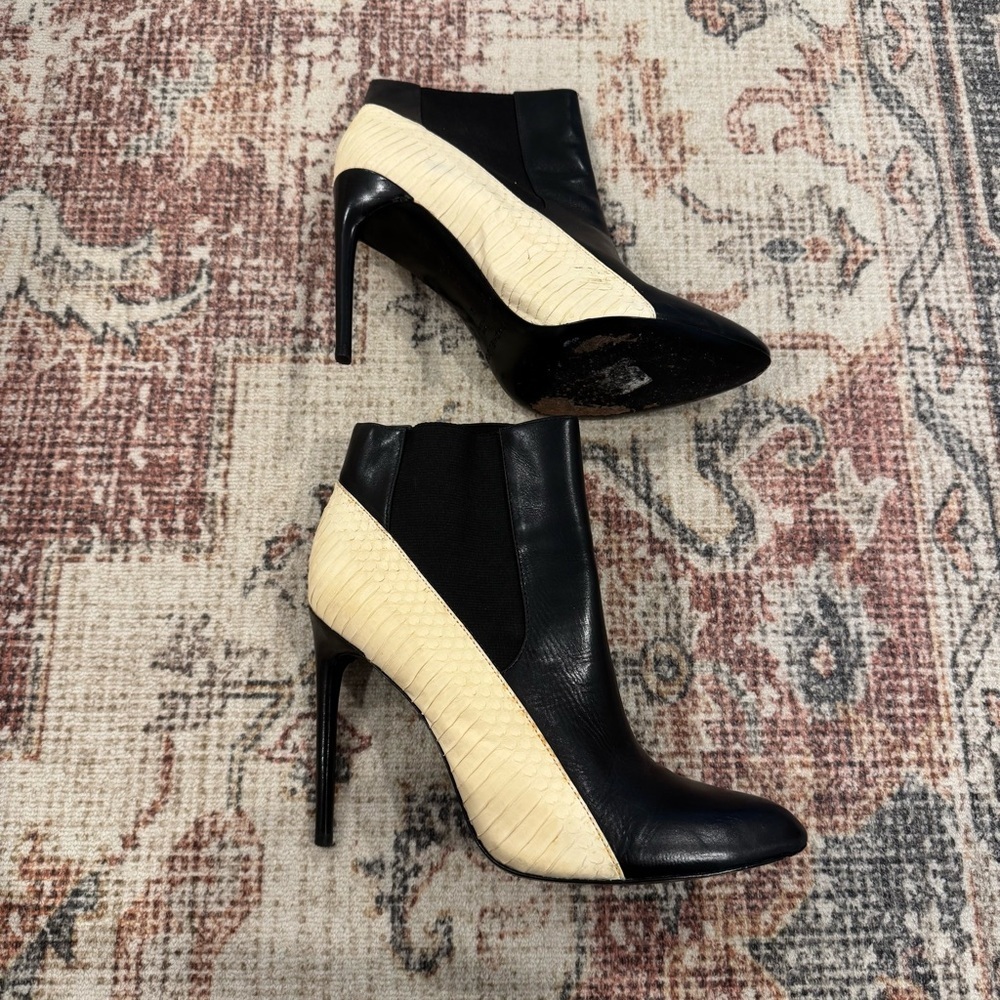 Rachel Zoe Gael Leather Snakeskin Trimmed Pointed-Toe Booties, Size 9 - Picture 9 of 13
